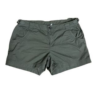 Athleta Jasper Green Organic Cotton Shorts w/Side Buckles (Size: 14)